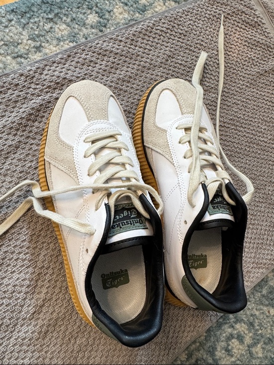Onitsuka Tiger Women’s White, Tan, Black & Green Platform Sneaker. DELECITY main image 6
